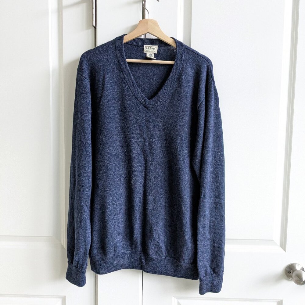 Vintage LL Bean Sweater Men XL Blue V-Neck Pure Merino Wool Sweater Woolmark